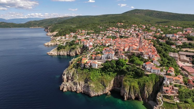 Vrbnik, situated on a cliff on Krk Island, Photo by Ivo Biočina, HTZ